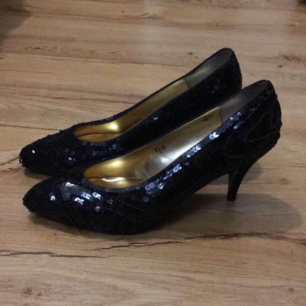 Notorious sequins high heel pumps